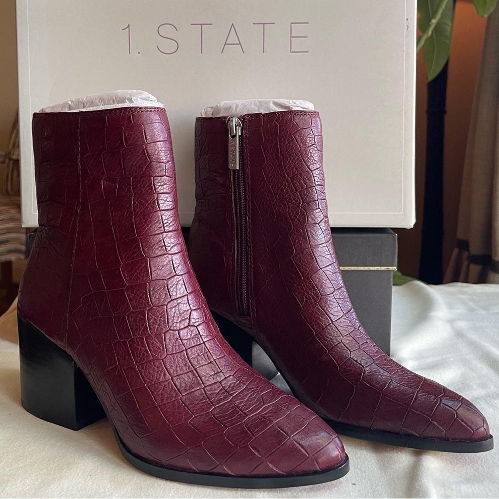 Heel Boots NEW!! Wine red maroon crocodile leather from 1. State